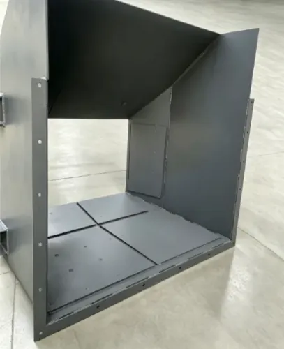 conveyor discharge chute